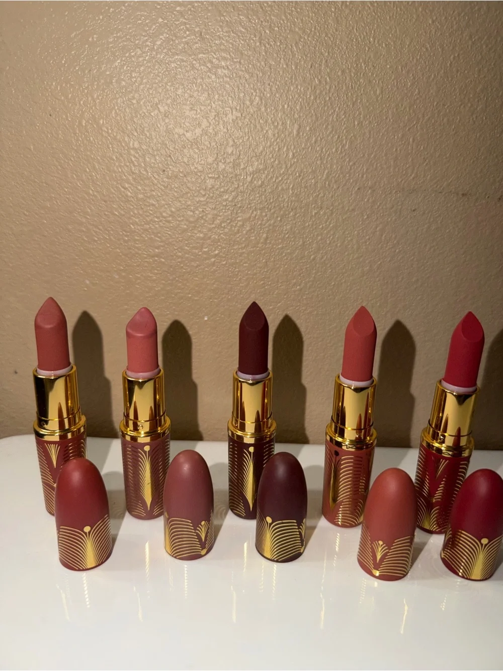 LIMITED EDITION MAC Cosmetics Gold Standard Lipstick Set⭐️